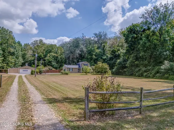 U266 County Road 2, Liberty Center, OH 43532