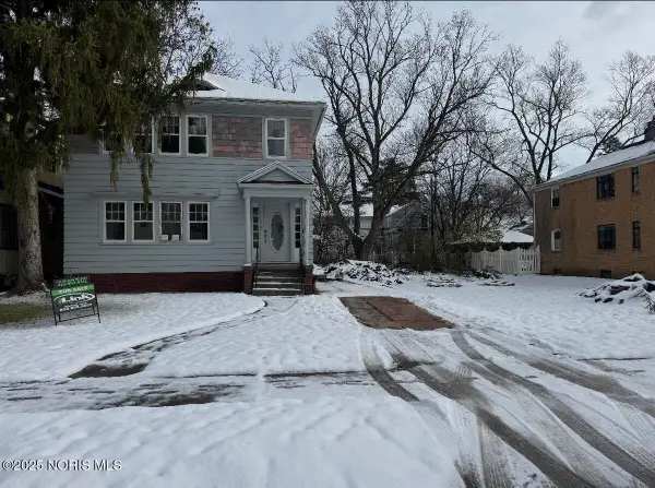 2712 Hoehler Drive, Toledo, OH 43606