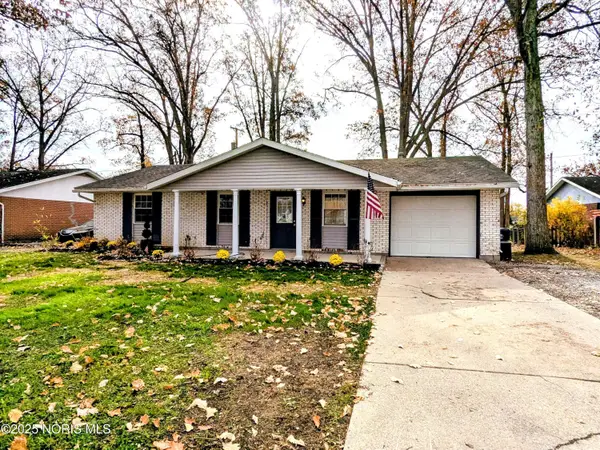 1715 Ralvan Drive, Defiance, OH 43512