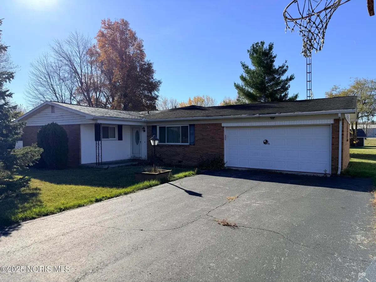 27824 Ayersville Pleasant Bend Road, Defiance, OH 43512 - Image #1