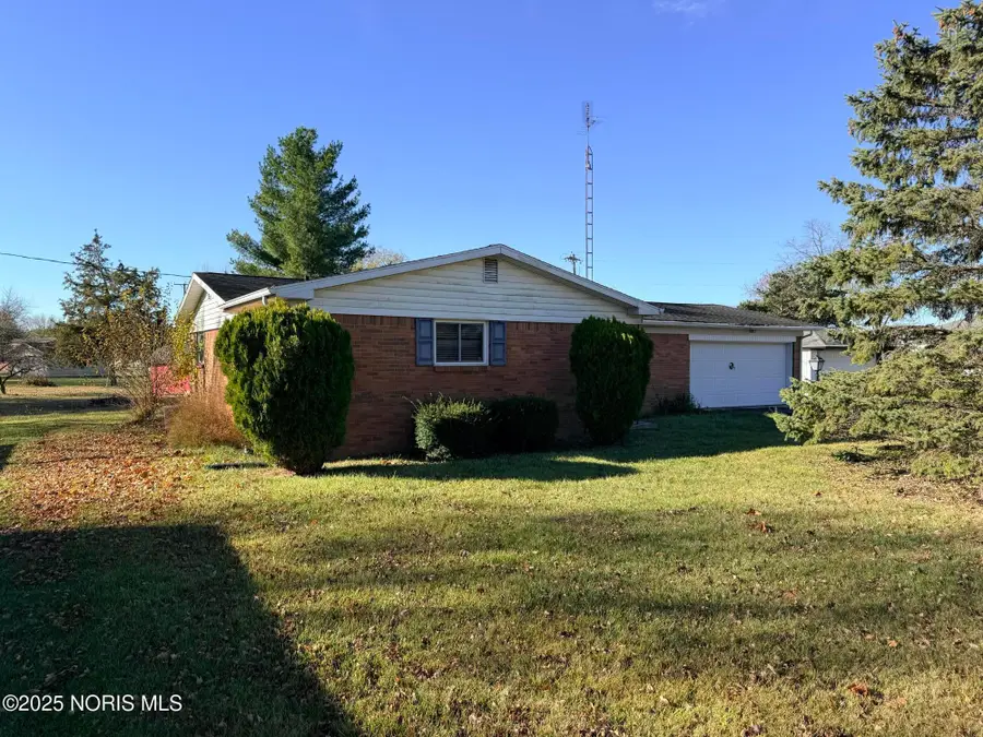 27824 Ayersville Pleasant Bend Road, Defiance, OH 43512 - Image #2
