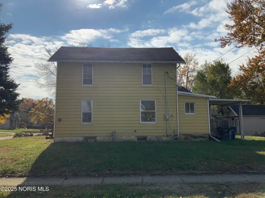 219 N Maple Street, Bowling Green, OH 43402 - Image #2