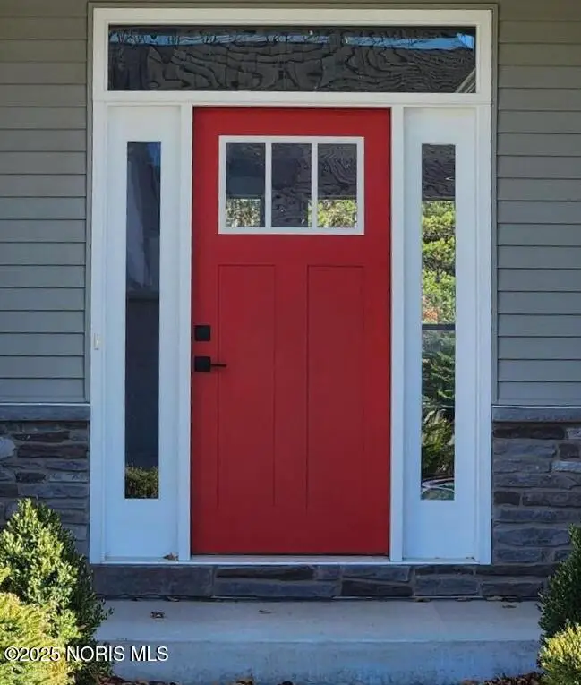 541 E Shoreline Drive, Holland, OH 43528 - Image #1