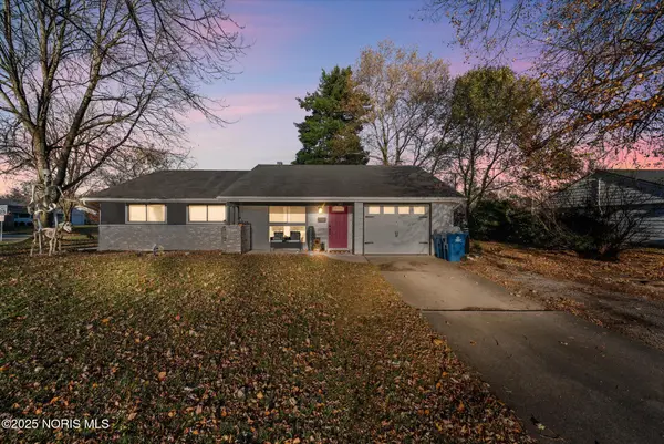 842 Cherry Lane, Waterville, OH 43566