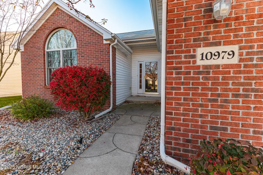 10979 S Lakes Drive, Perrysburg, OH 43551 - Image #2