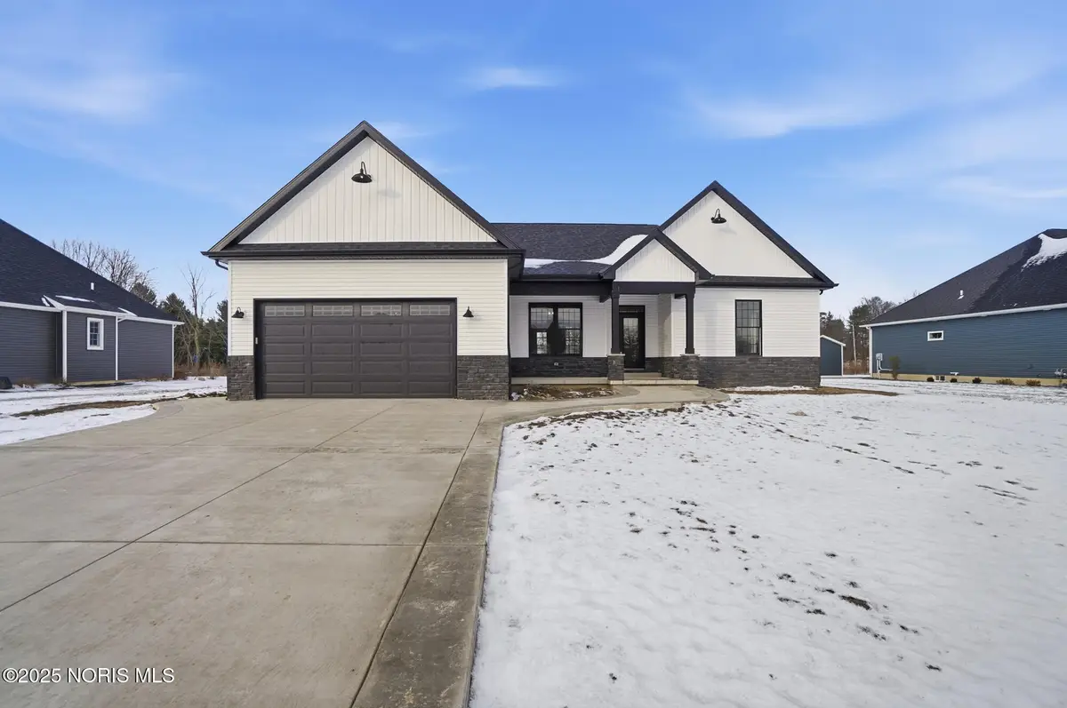 432 Linden Drive, Pemberville, OH 43450 - Image #1