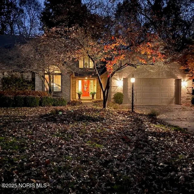 38 Walnut Creek Drive, Holland, OH 43528 - Image #1