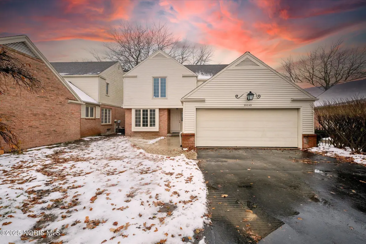 29249 Bates Road, Perrysburg, OH 43551 - Image #1