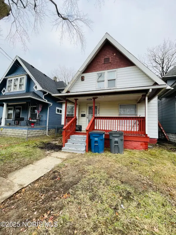 2458 Lawton Avenue, Toledo, OH 43620