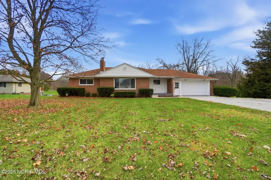 421 Parklane Drive, Woodville, OH 43469 - Image #2