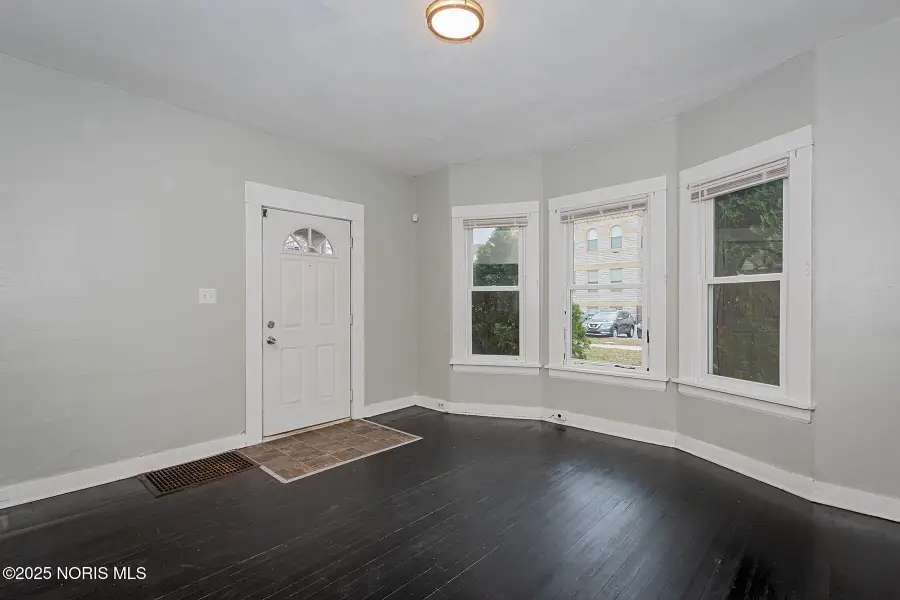 235 Bronson Avenue, Toledo, OH 43608 - Image #2