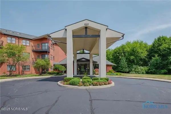 2001 Perrysburg Holland Road #118, Holland, OH 43528