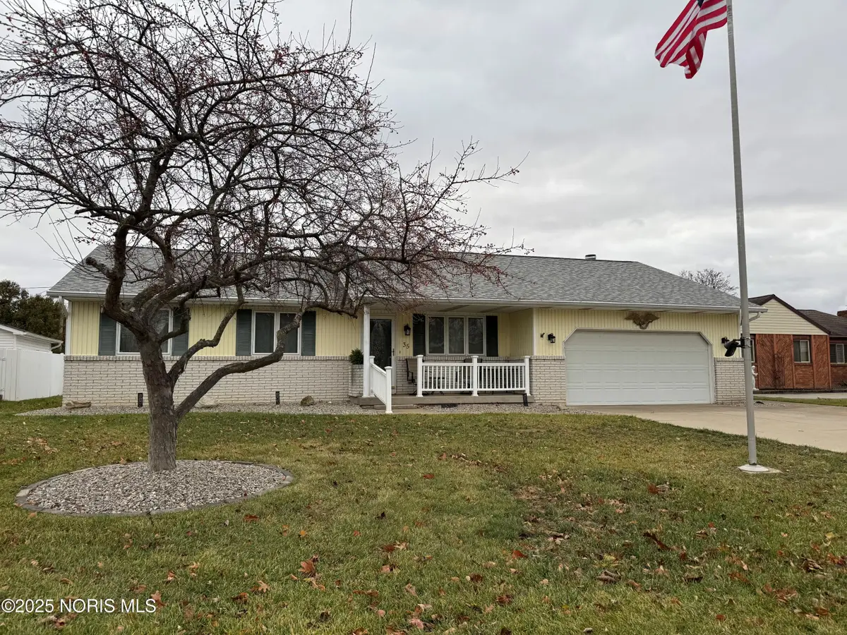 35 Lafayette Drive, Napoleon, OH 43545 - Image #1