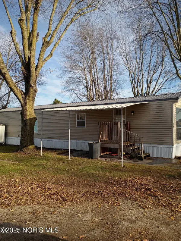 538 Huddle Road, Napoleon, OH 43545