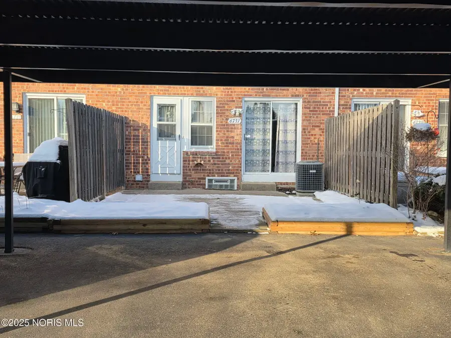 6731 Garden Road, Maumee, OH 43537 - Image #2