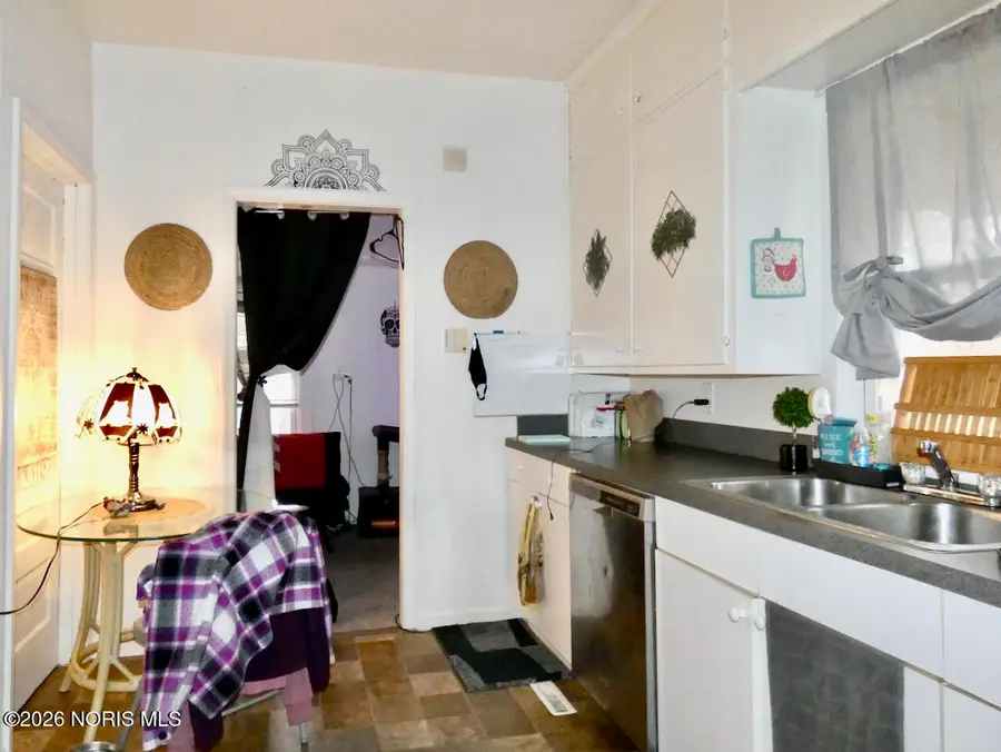 1717 Fairfax Road, Toledo, OH 43613 - Image #2