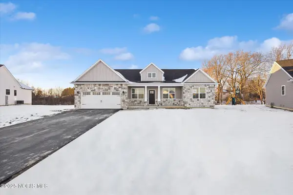 7618 Peppergrass Crossing, Monclova, OH 43542