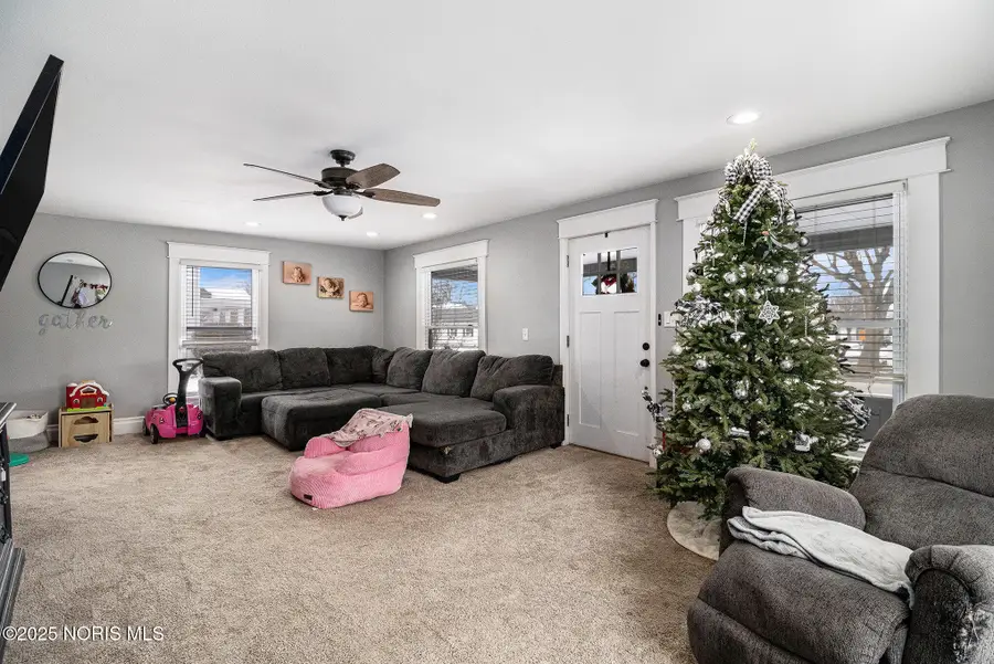 205 W 4th Street, Genoa, OH 43430 - Image #2