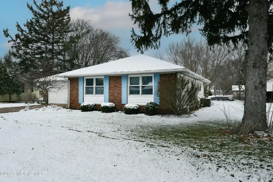 111 E 10th Street, Port Clinton, OH 43452 - Image #2