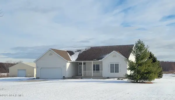 7105 N Elliston Trowbridge Road, Martin, OH 43445