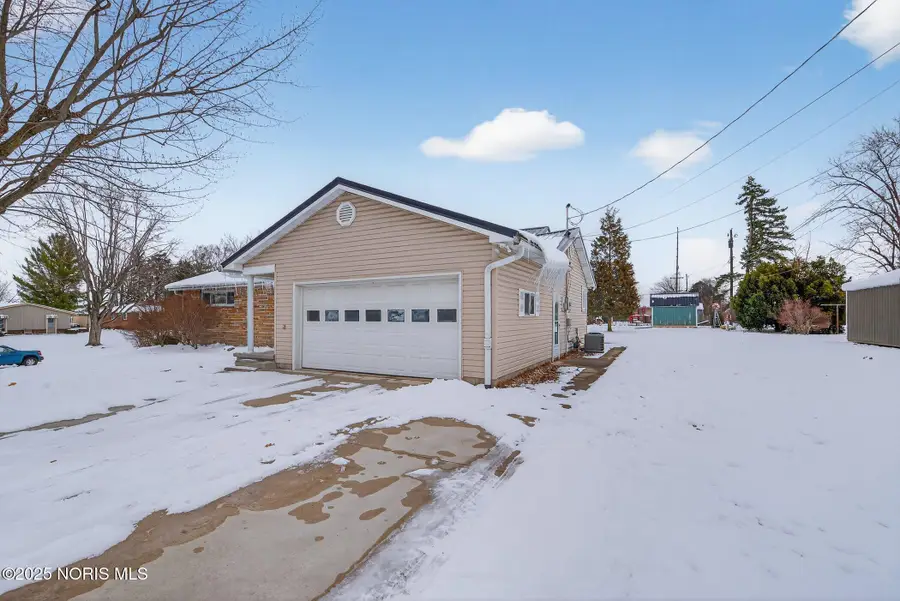 1744 Lora Lane, Defiance, OH 43512 - Image #2