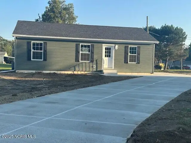 400 N Rose Lane, Pioneer, OH 43554 - Image #1