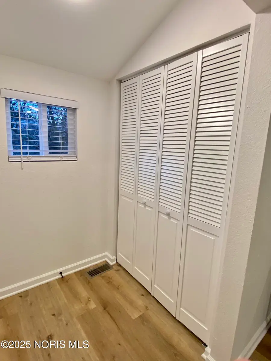 208 Gardner Avenue, Northwood, OH 43619 - Image #3