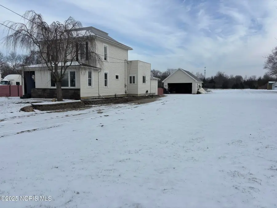 335 Windsor Lane, Gibsonburg, OH 43431 - Image #2