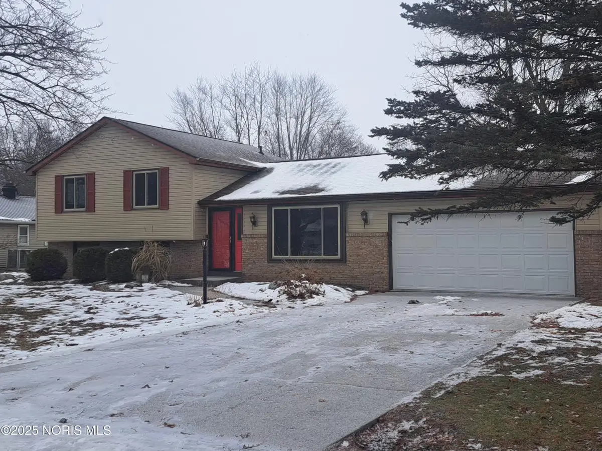 210 Lakeview Drive, Bryan, OH 43506 - Image #1