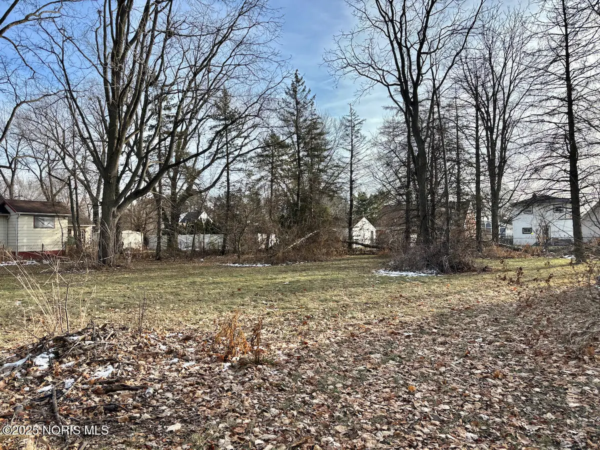 2716 Hayden Street, Oregon, OH 43616 - Image #1