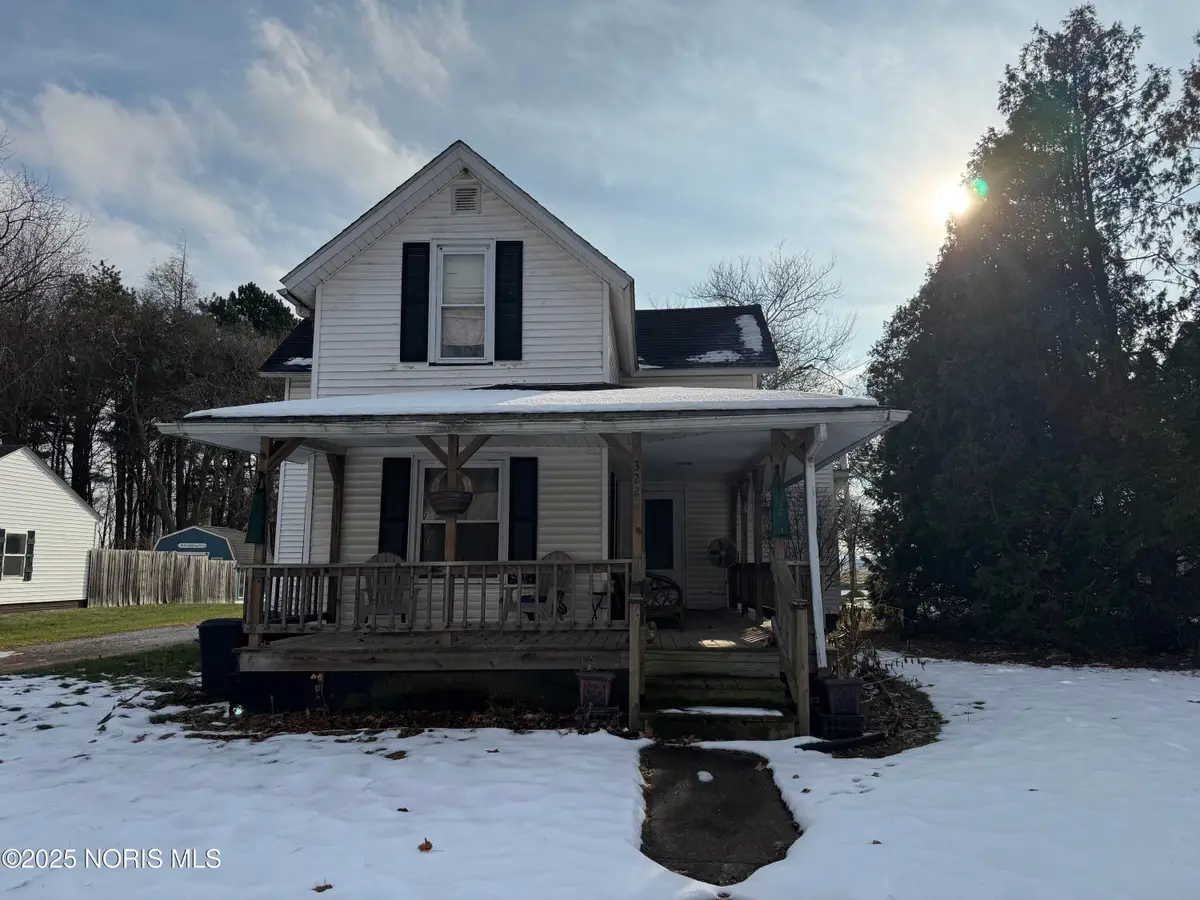 322 E Maple Street, Liberty Center, OH 43532 - Image #1