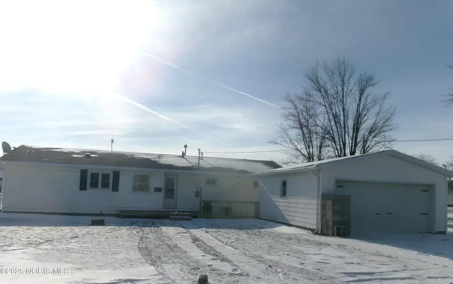 6 W Center Street, Leipsic, OH 45856 - Image #2