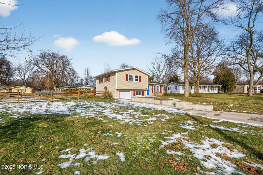6025 Gillingham Drive, Sylvania, OH 43560 - Image #2