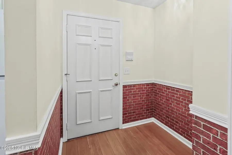 5533 Cresthaven Lane, Toledo, OH 43614 - Image #3