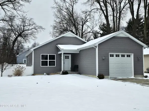 6944 Springfield Drive, Holland, OH 43528