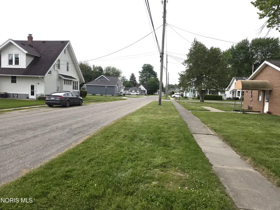 305 Mckinley Street, Delta, OH 43515 - #2