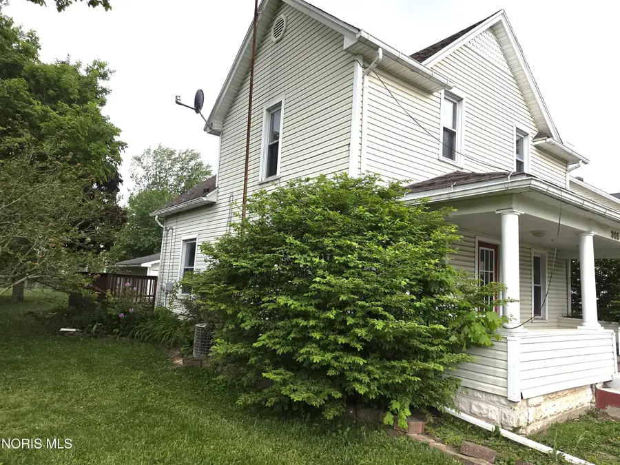 305 Mckinley Street, Delta, OH 43515 - #3