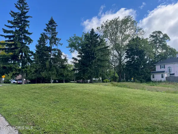 2602 River Road, Maumee, OH 43537