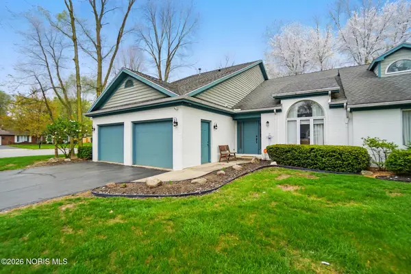 2000 Rush Creek Court, Findlay, OH 45840