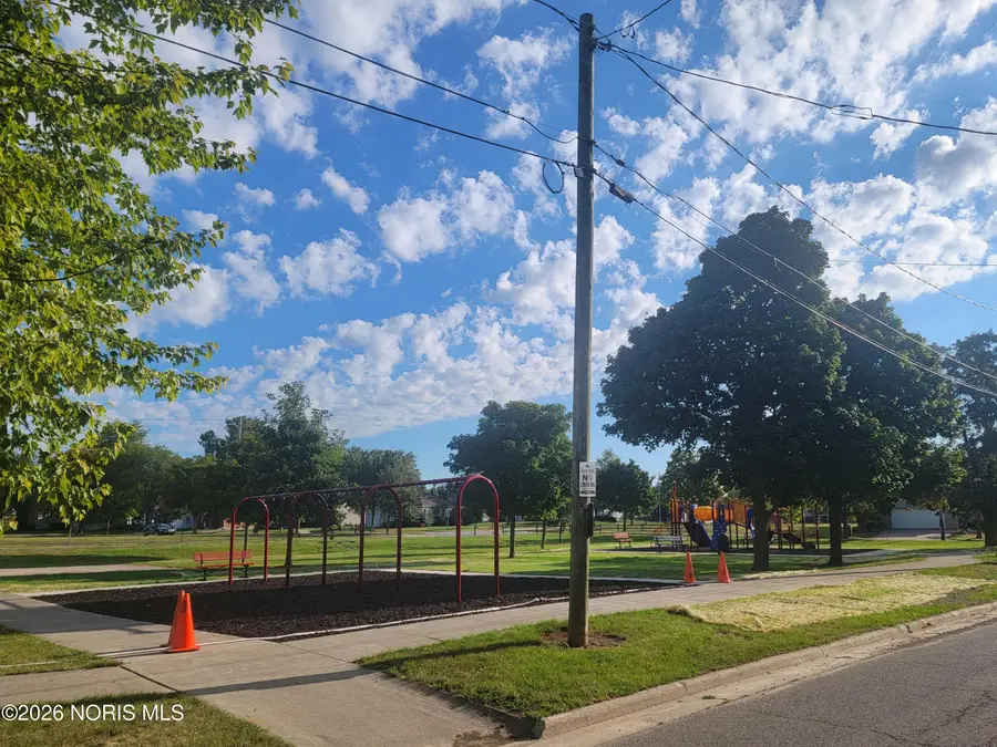 227 Wabash Street, Wauseon, OH 43567 - Image #2