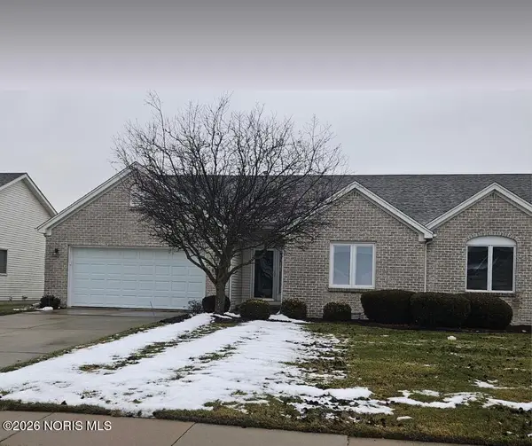 4212 W Waterbend Drive, Maumee, OH 43537