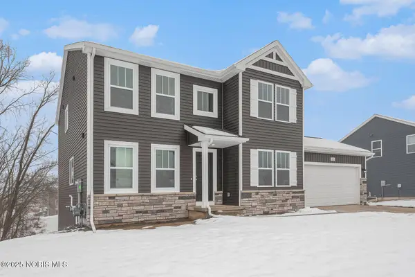 1113 Clairmont Avenue, Napoleon, OH 43545