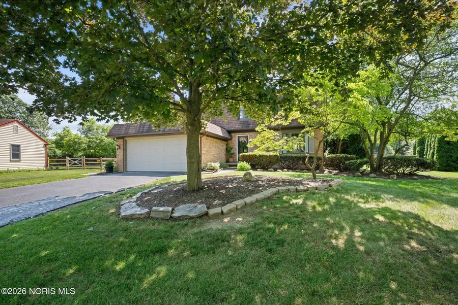 641 Oak Knoll Drive, Perrysburg, OH 43551 - Image #2
