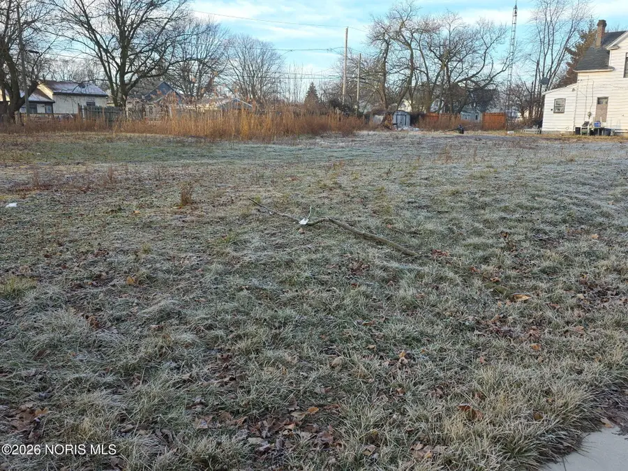 647 Woodland Avenue, Toledo, OH 43604 - Image #2