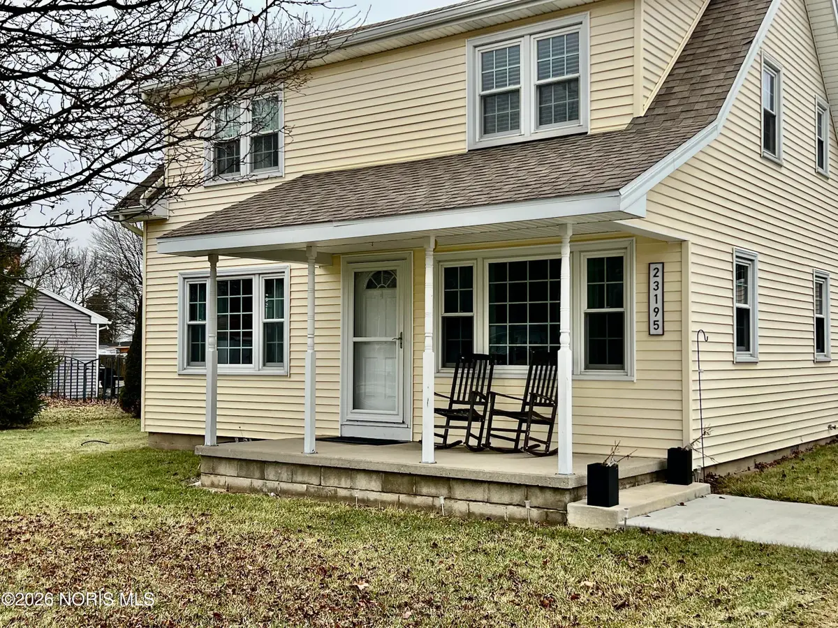 23195 W Centerfield Drive, Genoa, OH 43430 - Image #1