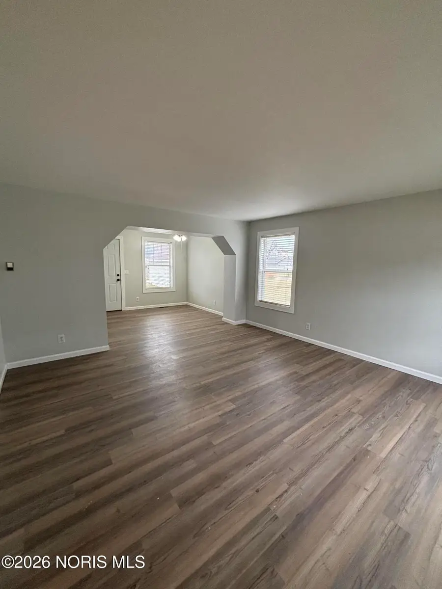 127 W Bancroft Street, Toledo, OH 43620 - Image #2