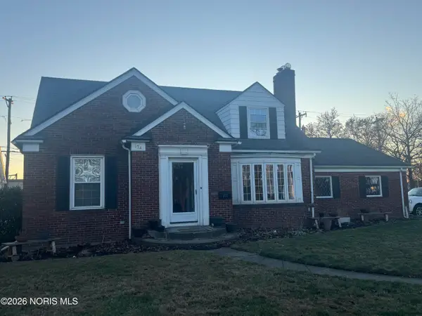 674 Sylvandale Avenue, Oregon, OH 43616