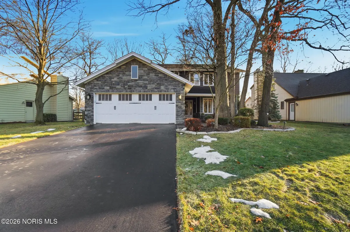 2402 Cheshire Woods Road, Toledo, OH 43617 - Image #1