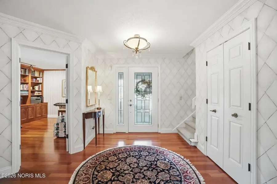 2402 Cheshire Woods Road, Toledo, OH 43617 - Image #2