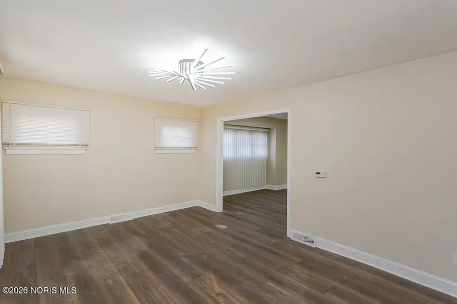 5768 Steffens Avenue, Toledo, OH 43623 - Image #2